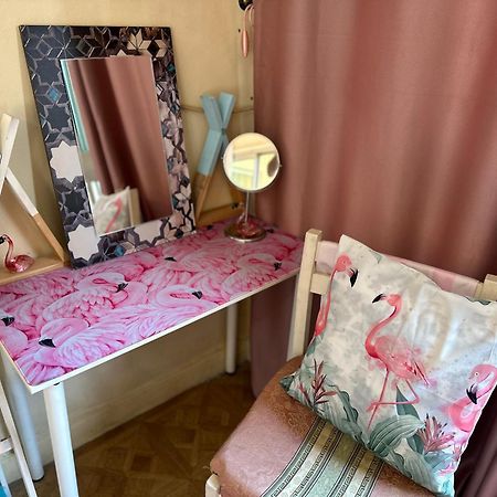Flamingo 5 Stars Cozy Room - With Ac Cairo Exterior photo